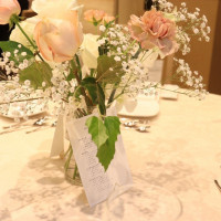 装花はテーブルごとに変更可