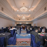 挙式後披露宴まで参列者が待機するところ。軽食でます