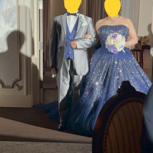 ライトアップしたときのカラードレス|731990さんのアニヴェルセル白壁の写真(2524673)