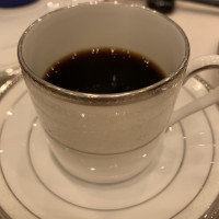 デザートビュッフェの横にあったコーヒーです。紅茶もありました