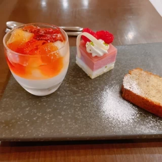試食のスイーツ