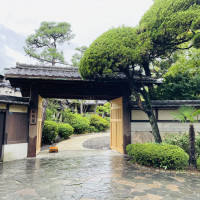 入り口の門