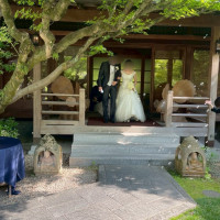 お庭でのバブルシャワーと写真撮影