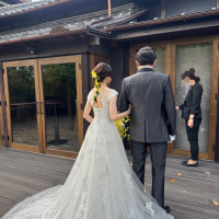 披露宴の入場待ち