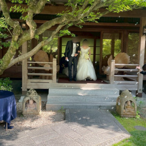 お庭でのバブルシャワーと写真撮影|732227さんのTHE GARDEN PLACE SOSHUEN（ザ・ガーデン・プレイス 蘇州園）の写真(2494278)