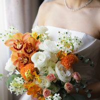 ブーケはオレンジで