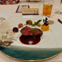 メインのお肉料理