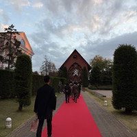 アリアンナに行く途中にあるガラスのチャペル