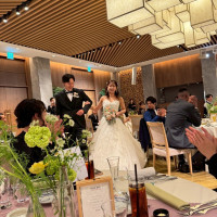 披露宴入場