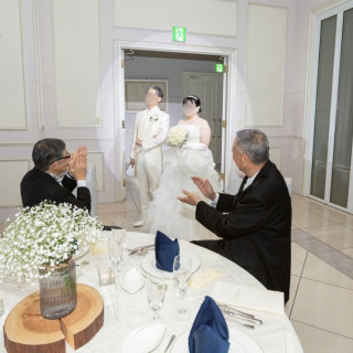 披露宴会場入場