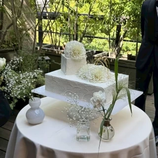 ウェディングケーキ（カタログから選んだもの）