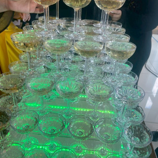 シャンパンタワー