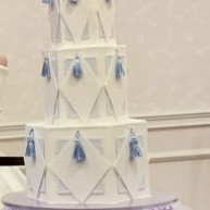 ウェディングケーキ