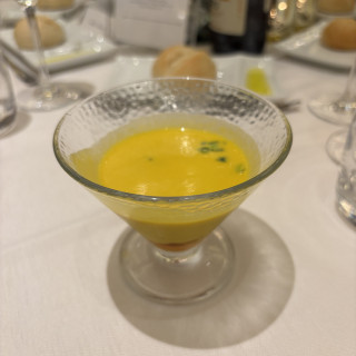 かぼちゃのスープは甘くて美味しかったです