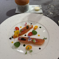 サーモンと野菜の彩りがきれいでした