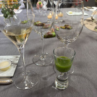 前菜にスムージーをいただきました