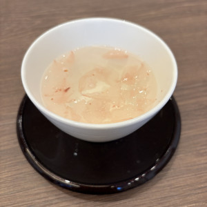 控え室でいただいた桜湯が美味しかったです|733144さんのパレスホテル東京(PALACE HOTEL TOKYO)の写真(2582773)