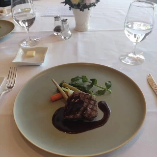 試食で食べたメインのお肉料理