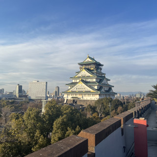 屋上の挙式会場から見える大阪城