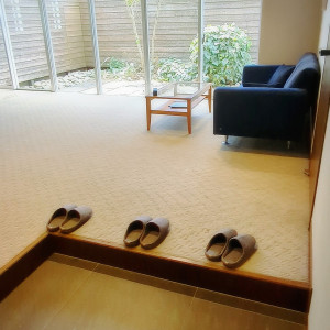 控室にはソファーもあり新郎も落ち着いて過ごせました。|733486さんのアクアリュクスの写真(2347165)
