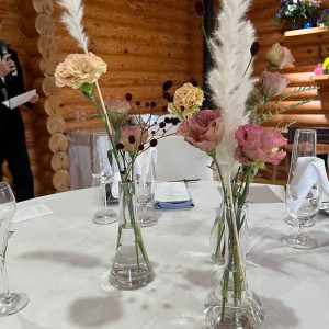 テーブル装花|733785さんのTHE NIDOM RESORT WEDDING  ニドムリゾートウエディングの写真(2359958)