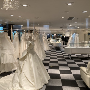 ドレスを選べるお店です|733867さんのホテルニューオータニの写真(2394264)