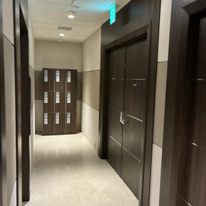 受付近く通路の写真です。|733867さんのノートルダム八戸/FIVESTAR WEDDINGの写真(2522320)