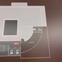 店内の形はこんな感じです