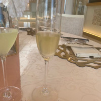 料理に合わせてテイストされたお茶