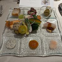 前菜の種類が豊富でテンションが上がります！