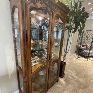 ゲスト控え室の飾り棚です|734197さんのソンブルイユ TOKYOの写真(2522139)