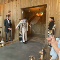 新郎入場でジャケットセレモニーを行いました