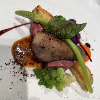 お肉がもも肉でしたがとても柔らかく美味しかったです。
