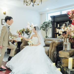 支度室はシンプルですが、新郎新婦専用フロアに撮影場所あり|734539さんのOSAKA St.BATH CHURCH(大阪セントバース教会)の写真(2368566)