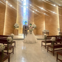 チャペルの祭壇の前で撮ってもらったものです。