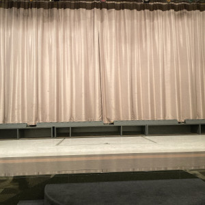 披露宴会場にステージがありました。|734926さんのHotel Kaneyamaen ホテル鐘山苑の写真(2355388)