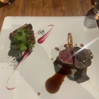 メインディッシュのフィレ肉のロースト