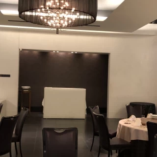 披露宴会場にカウンターがありとても便利だと思います。