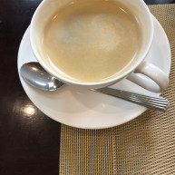 ミルクティーがとても甘くて美味しかったです。