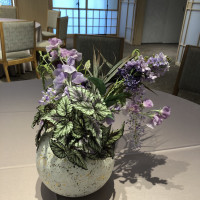 装花がとてもナチュラルな感じで綺麗だと思いました。