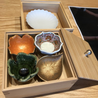 お重箱がとてもおしゃれだと思います。