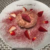 ラズベリーのアイスがとても美味しかったです。