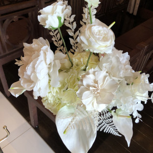 チャペルの装花がとても綺麗だと思いました。|735266さんのクラシカ ベイ クオーレの写真(2429395)