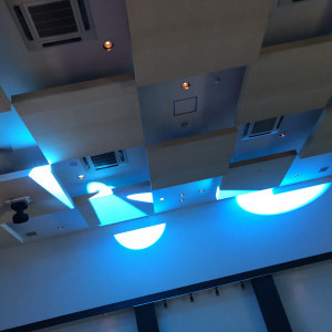 披露宴会場にライトの演出がされてとても綺麗だと思いました。|735266さんのアルカーサルアヴィオの写真(2405294)
