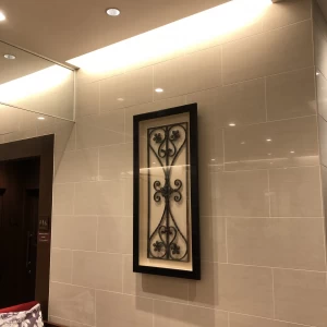 通路にもおしゃれな絵があり綺麗でした。|735266さんのシャトー文雅の写真(2359007)