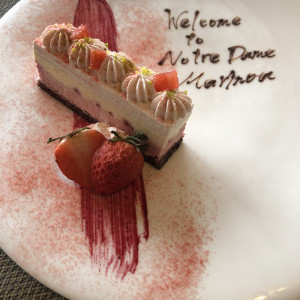 デザートのケーキがとても美味しかったです。|735266さんのノートルダムマリノア/FIVESTAR WEDDINGの写真(2430177)