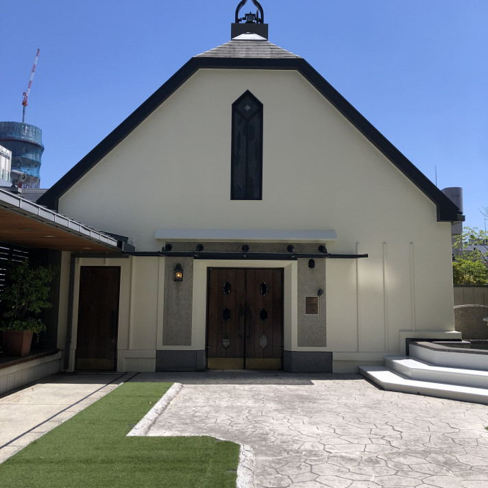 チャペルの外観も素敵な感じで良かったです。