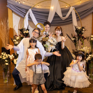 中間挙式の撮影！
ゲストの方に牧師さんをしてもらいました！|735955さんのTHE JAPONAIS LISERJU（ザ ジャポナイズリサージュ）の写真(2609715)