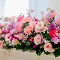 生花と部屋の雰囲気