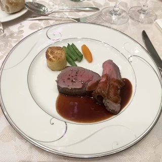 メイン